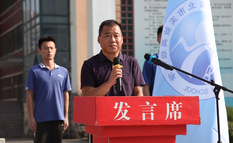 高三主持人发言IMG_6411.JPG
