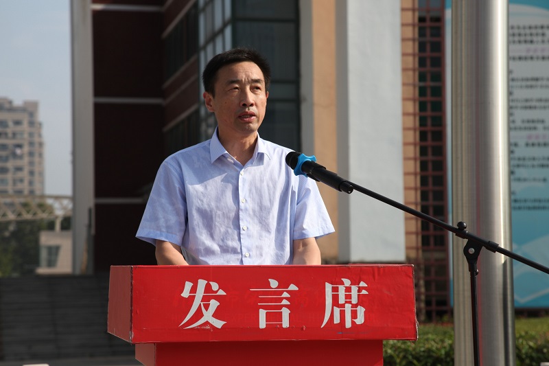高三校长发言IMG_6418.JPG