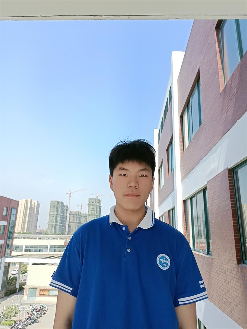 崔瀚阳.jpg