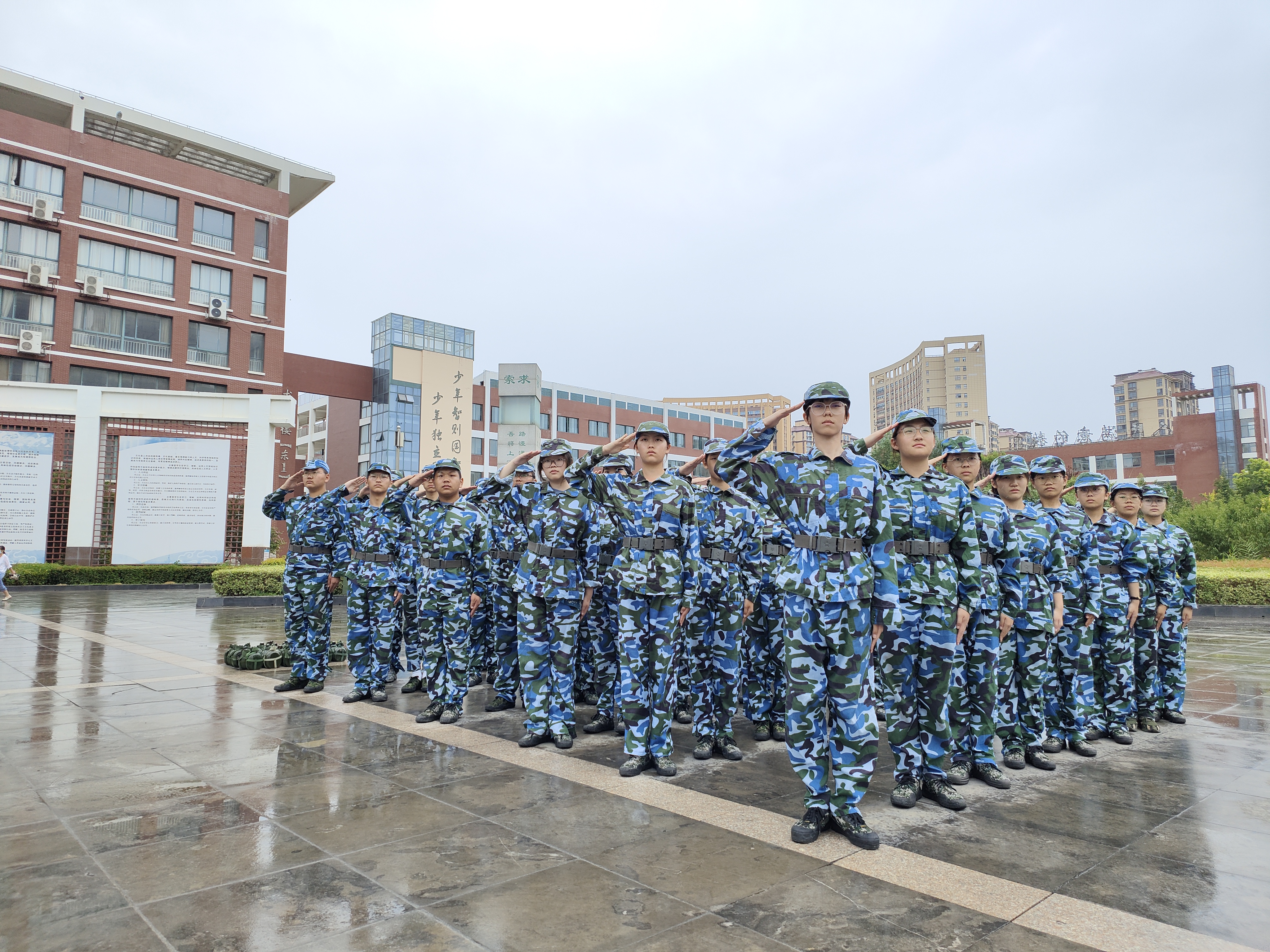 高一4班2.jpg