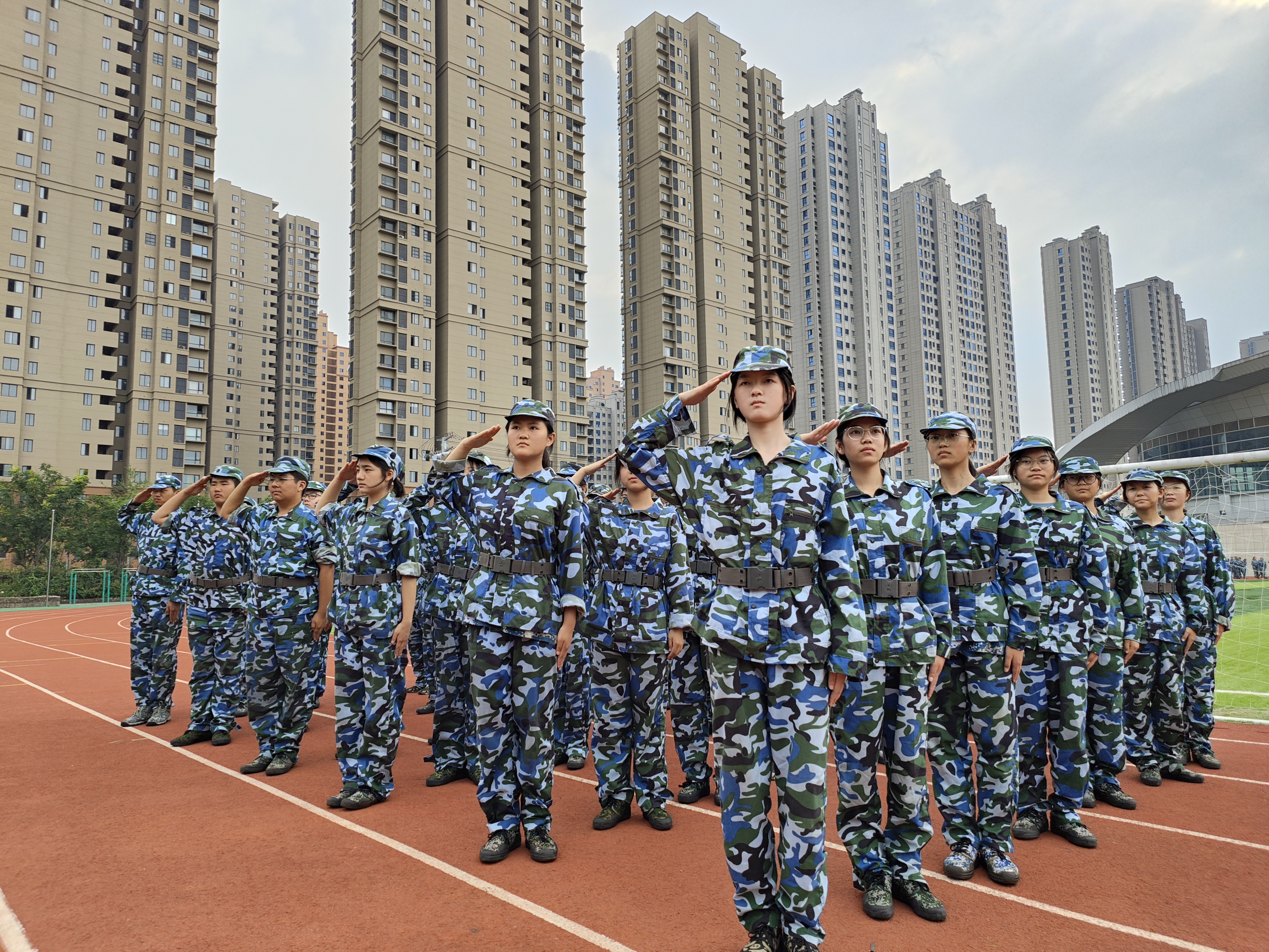 高一9班.jpg