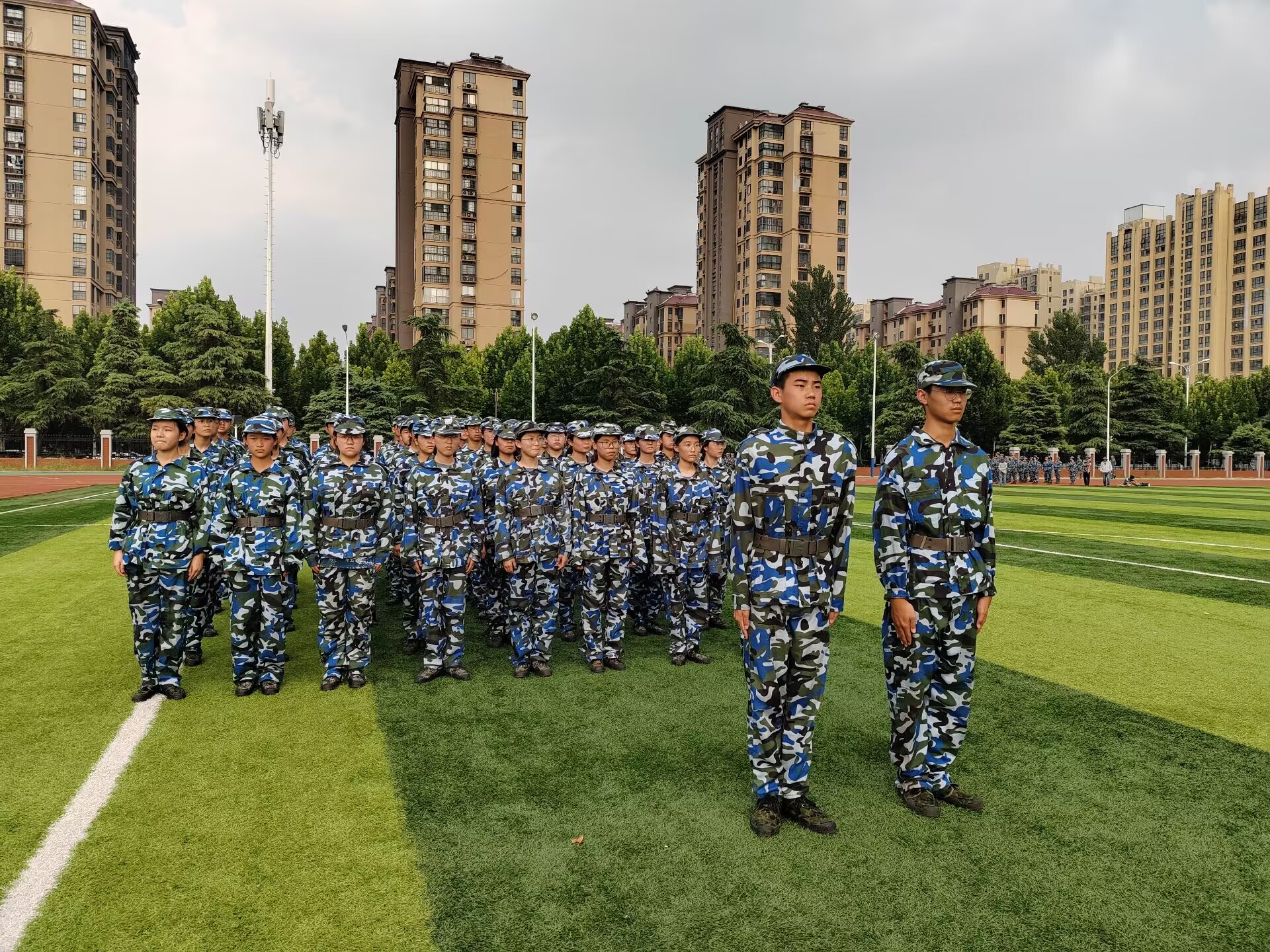 高一22班.jpg