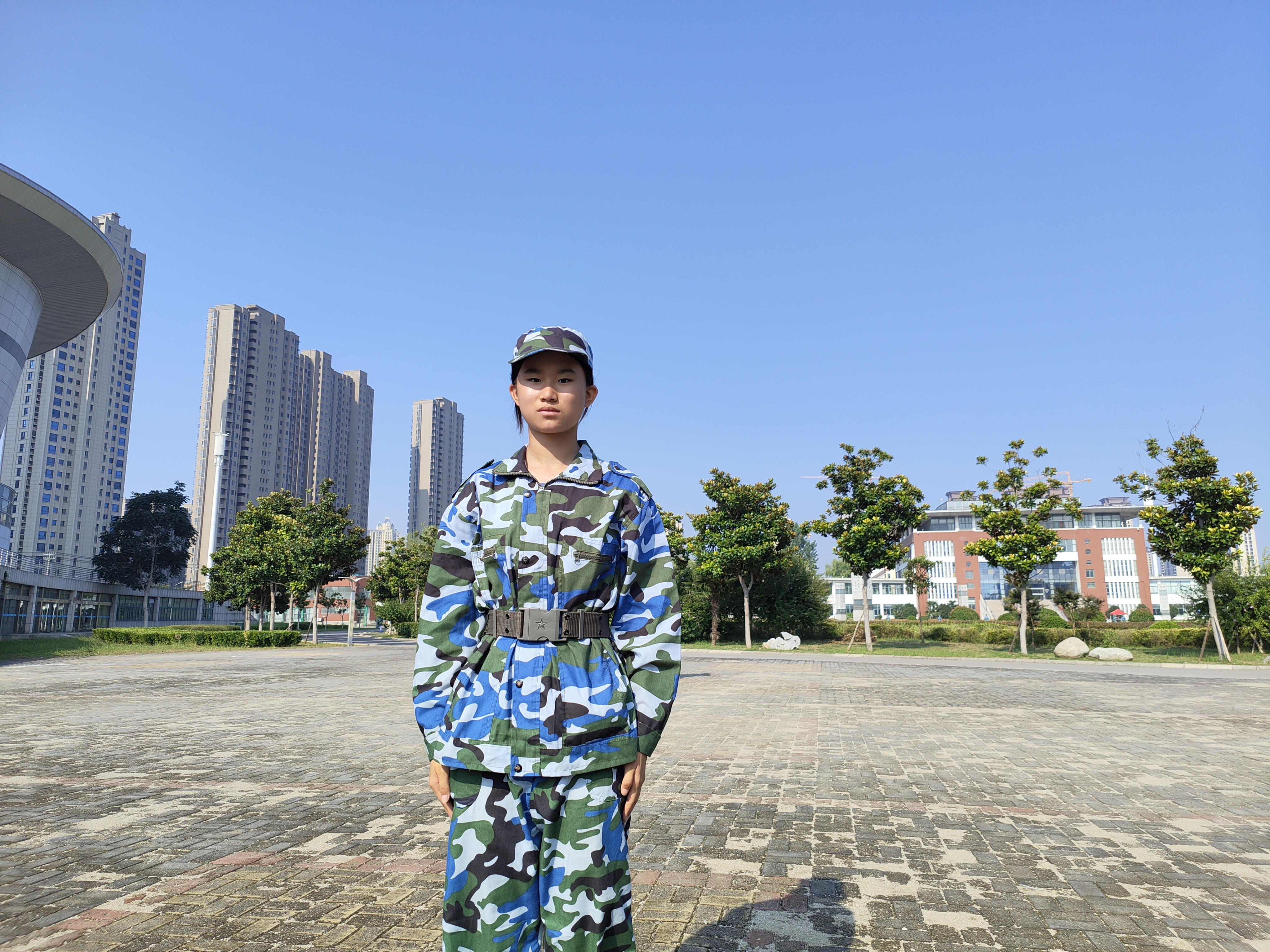 高一3班 李晓亦.jpg