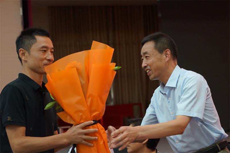 2市级优秀班主任汪桂元 (2).jpg