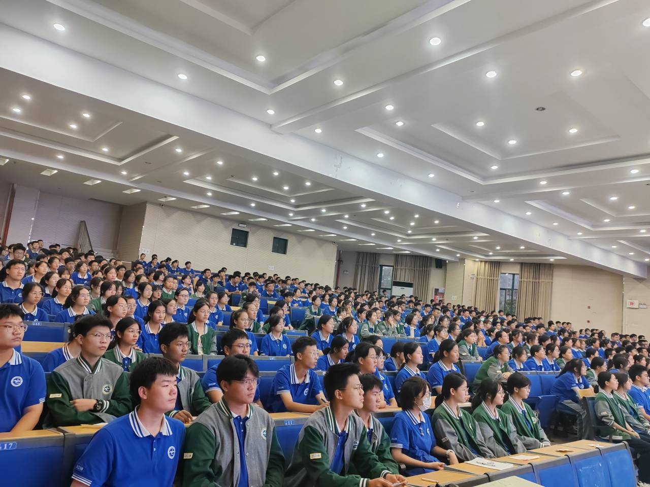 团课02.jpg