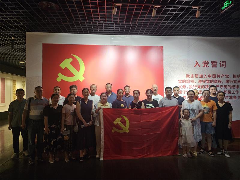 05F43B253140F6A5896060B0F71A6ACF.jpg